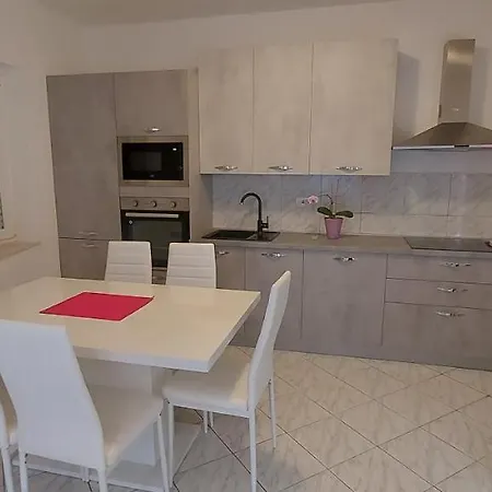 Apartman Ema Crikvenica Exterior photo