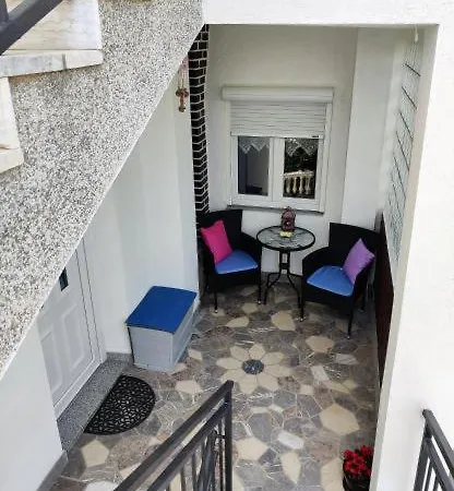 Apartman Ema Crikvenica Exterior photo