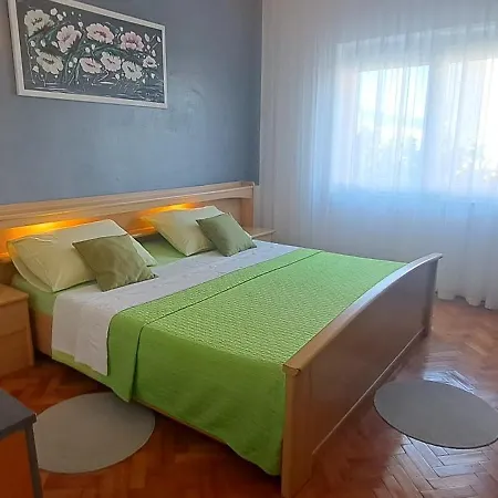Apartman Ema Crikvenica Exterior photo