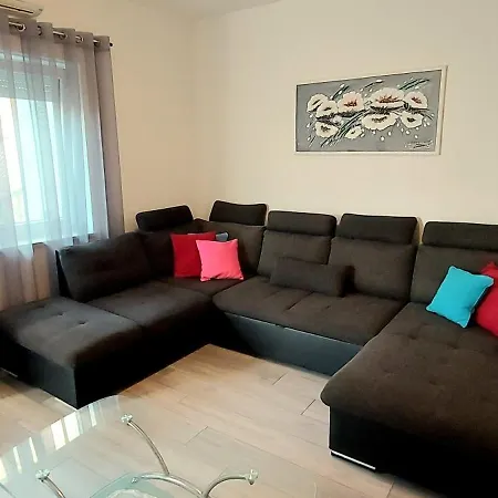 Apartman Ema Crikvenica Exterior photo